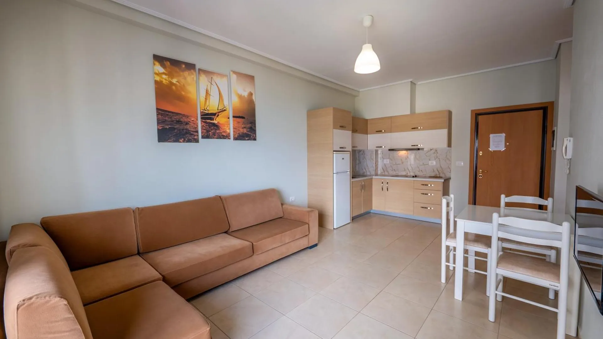 Aparthotel Franklin Rooms Sarande Albania
