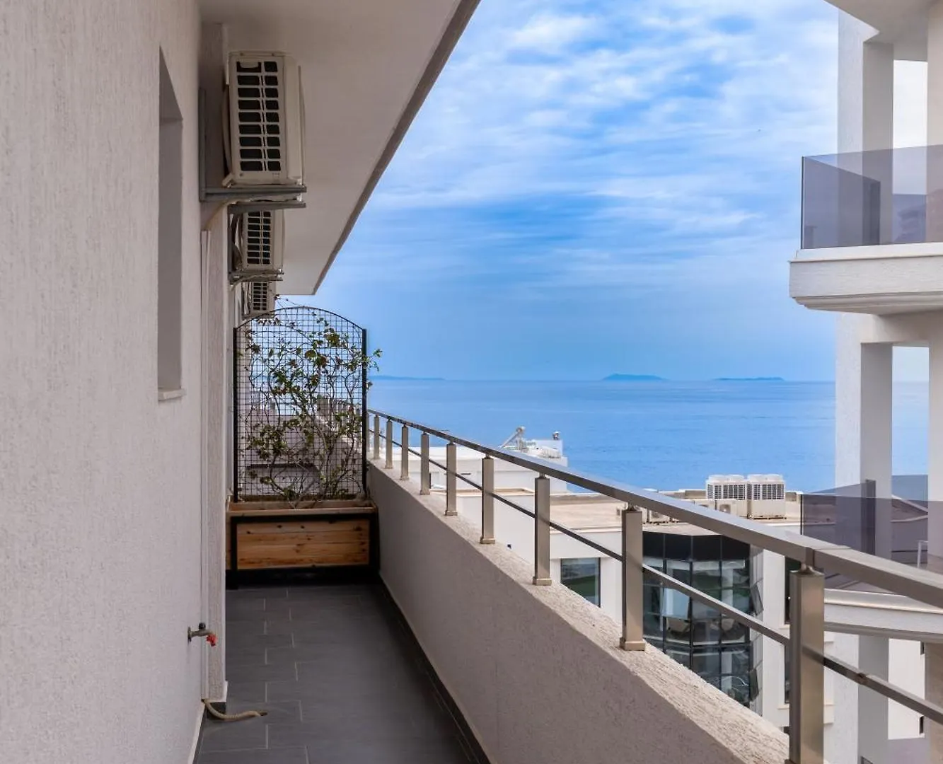 Franklin Rooms Sarande Aparthotel