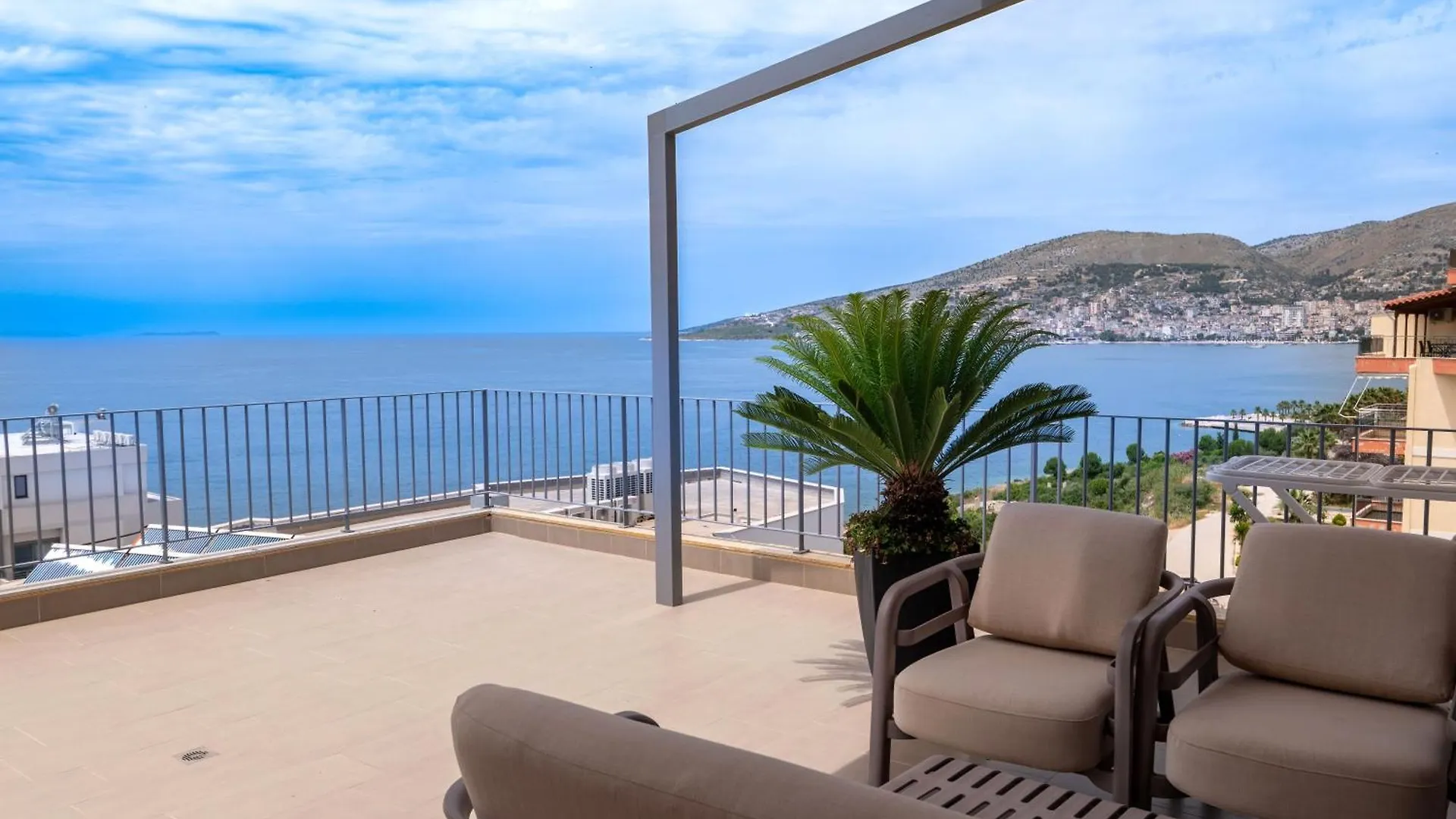 Aparthotel Franklin Rooms Sarande