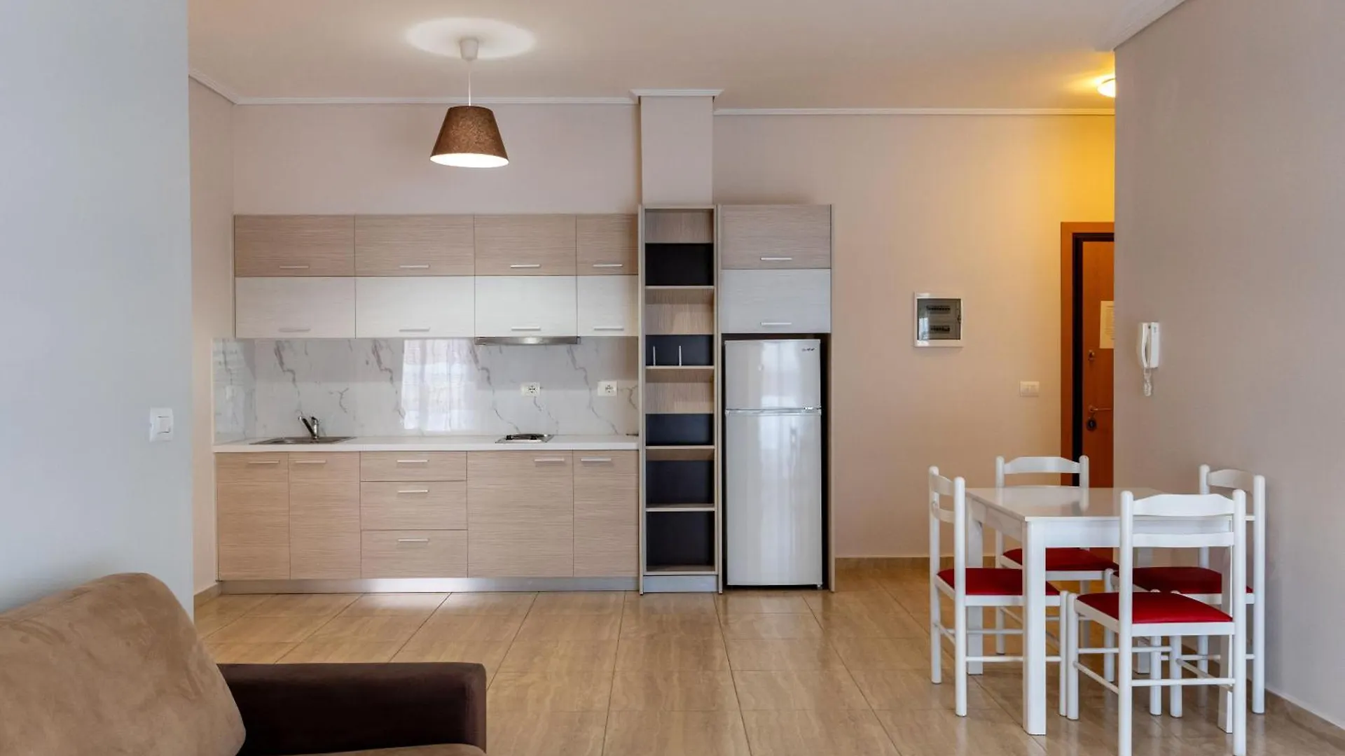 Franklin Rooms Sarande Aparthotel