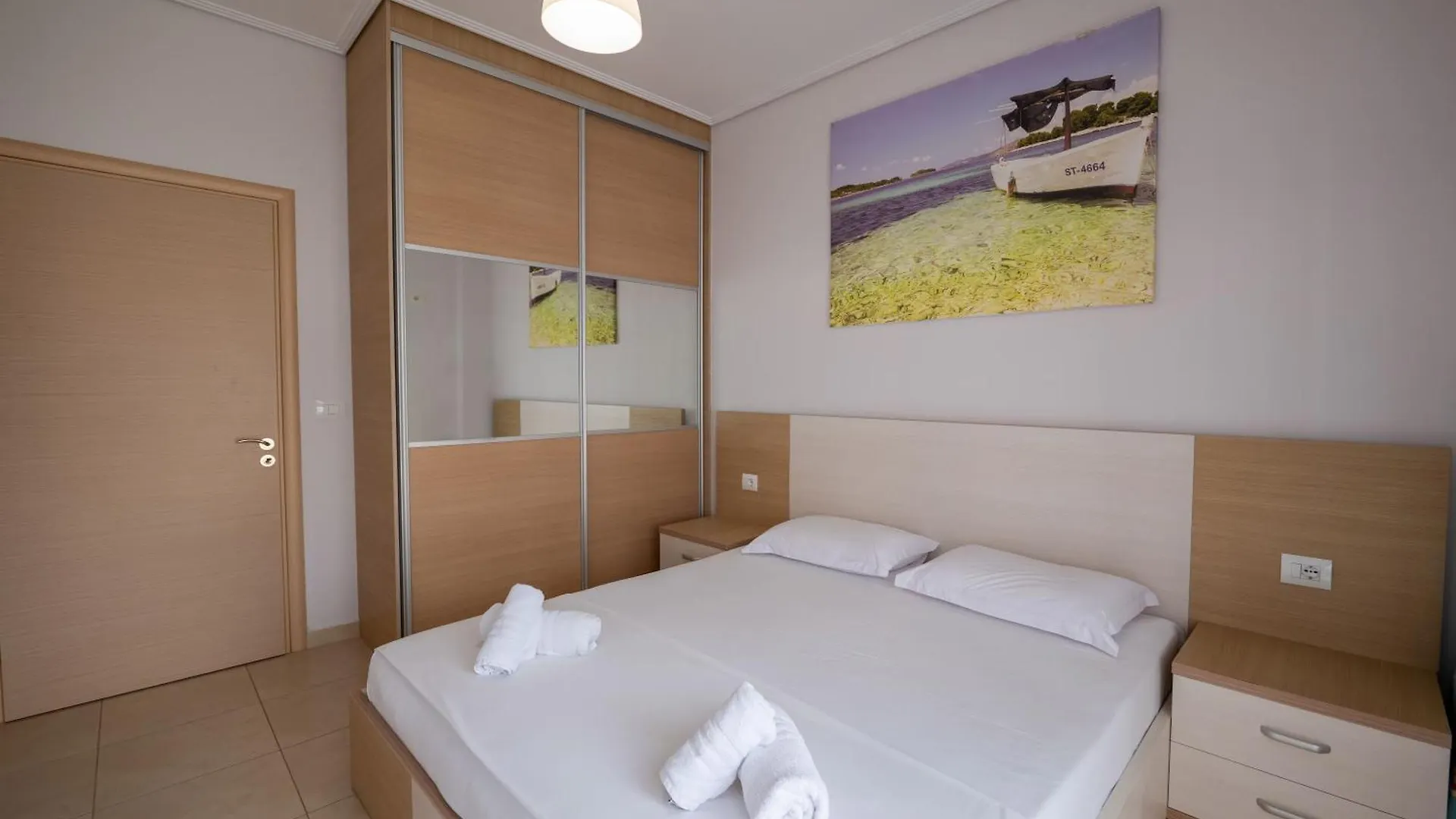 Franklin Rooms Sarande Aparthotel
