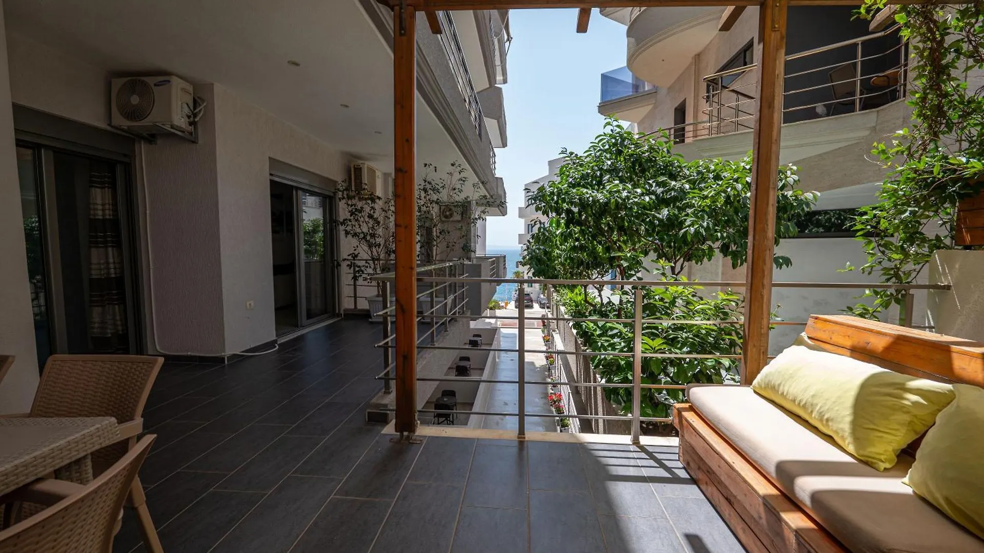 Franklin Rooms Sarande