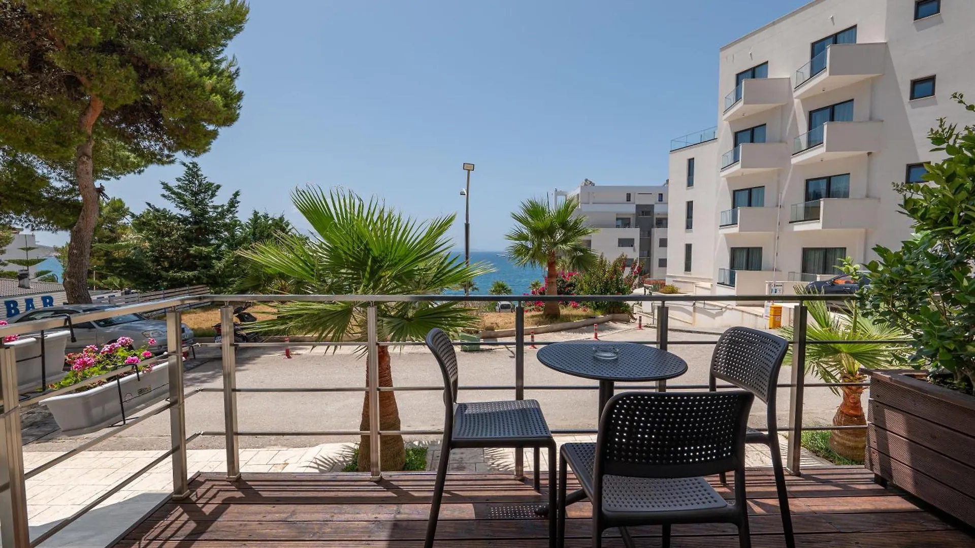 Franklin Rooms Sarande 0*,  Albania